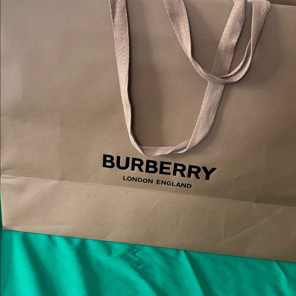 Burberry bag trio - Picture 12 of 14